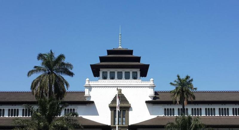 Amaris Hotel Cimanuk Bandung Eksteriør billede